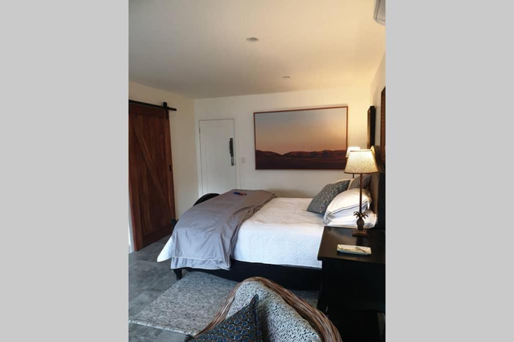 The Bower@ Kings Cottage Uralla ภายนอก รูปภาพ